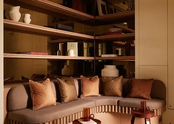 Highstay Maisons - Boetie 4*