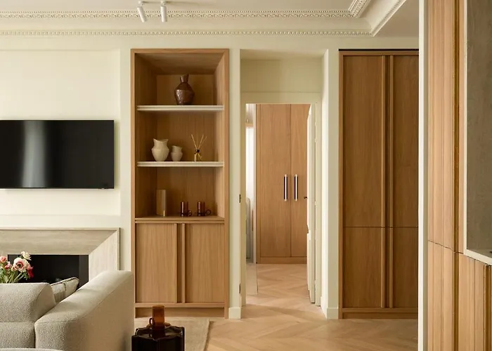 Otel Highstay Maisons - Boetie 4*